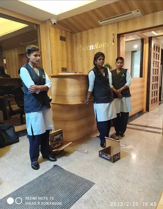 VS Tailors and collections — work photo 3