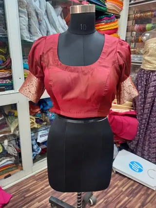 PRIYA FASHION HUB & BOUTIQUE — work photo 6