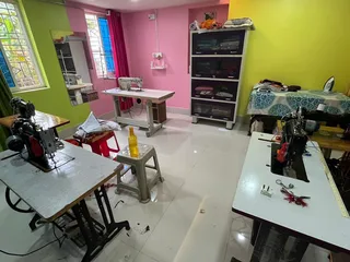 MAA TARINI BOUTIQUE AND TAILORING ( All type of ladies garments with Sambalpuri dress stitching ) — photo 2