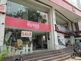 The Raymond shop — photo 2