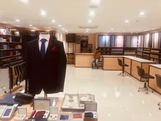 The Raymond shop — work photo 4