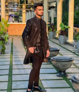 Label Yaadein | Himanshu Makhija Menswear — work photo 4
