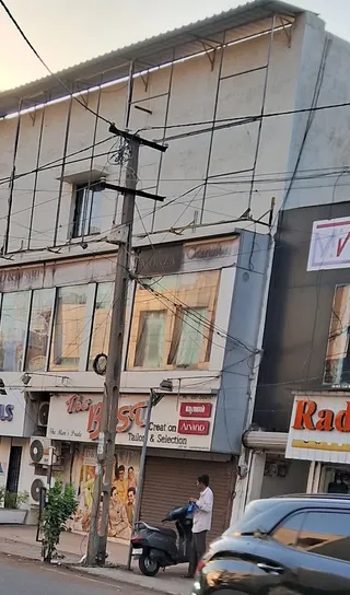 The Best Tailors & Selection — photo 1