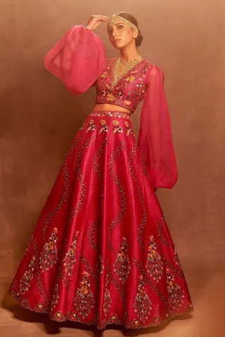 RADHIKA BOUTIQUE — photo 3