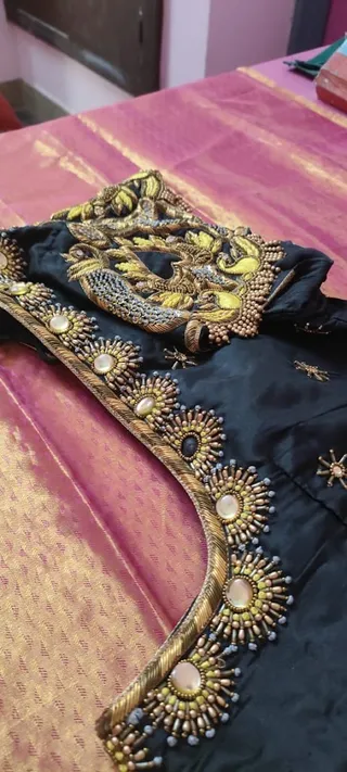 Iraivi Tailoring & Embroidering — photo 1