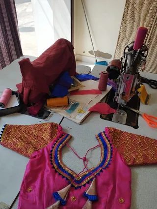 Esther Ladies Tailor — photo 1