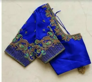 ARUNA AARI DESIGNS — photo 2