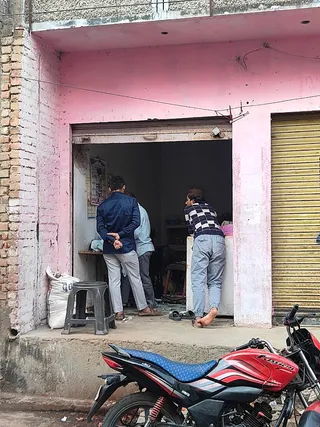 MAHESH CHAND TAILORS महेश चन्द टेलर्स — photo 2