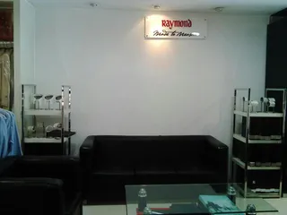 The Raymond Shop — work photo 3