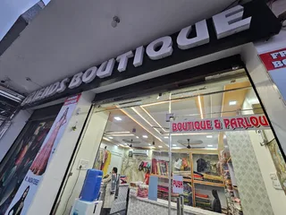 Friends boutique — photo 2