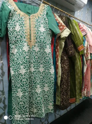 Friends boutique — work photo 7