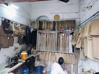 Regent Tailor — photo 1