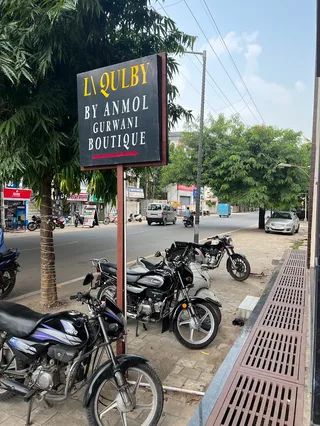 L Qulby — work photo 1