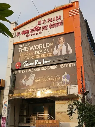 Talented Ritu Insan • Agra — photo 1