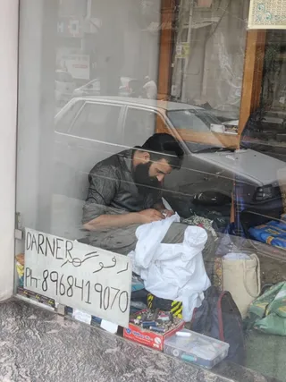 Rafugar(Darner) mending(pashmina) — work photo 3