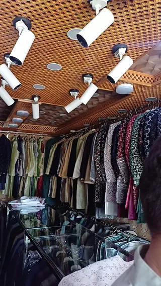 𝗗𝘂𝗮 𝗥𝗲𝗮𝗱𝘆𝗺𝗮𝗱𝗲 𝗚𝗮𝗿𝗺𝗲𝗻𝘁𝘀 - Men Coat Pant/Sherwani/Wedding Dress For Men/Best Kurta Pajama Shop in Srinagar — work photo 5