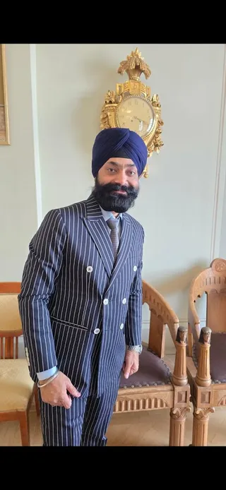 BESPOKE CLOTHING — photo 2