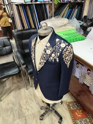 MADAAN TAILOR & DESIGNERS Shop No 1, Chowk Amrit cinema, Near post office Gandhi bazaar, Hall Bazaar Amritsar. — work photo 4