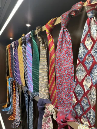 Mehroon Bespoke — work photo 4