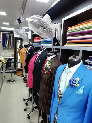 Bobby Tailor — photo 1
