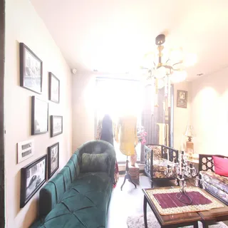 The house of labels — photo 2