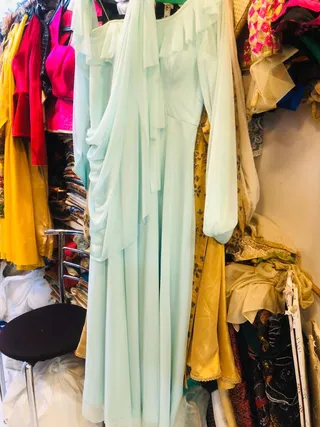 Figure Fit Ladies Tailor — photo 1