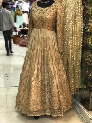 Figure Fit Ladies Tailor — work photo 4