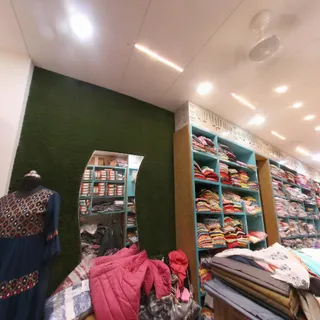 𝗦𝗮𝘁𝗴𝘂𝗿𝘂'𝘀 𝗦𝘂𝗸𝗵 𝗠𝘆𝗻𝘁𝗿𝗮 | Best phulkari Suit Dupatta shop in Amritsar | — photo 2