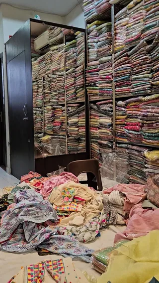 𝗦𝗮𝘁𝗴𝘂𝗿𝘂'𝘀 𝗦𝘂𝗸𝗵 𝗠𝘆𝗻𝘁𝗿𝗮 | Best phulkari Suit Dupatta shop in Amritsar | — work photo 5