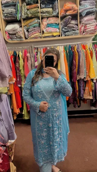 Proper Patola Outfit By Rabia — work photo 4