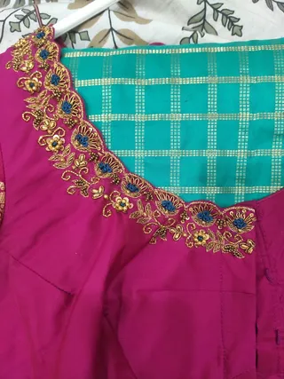 Her Majesty Woven — work photo 6