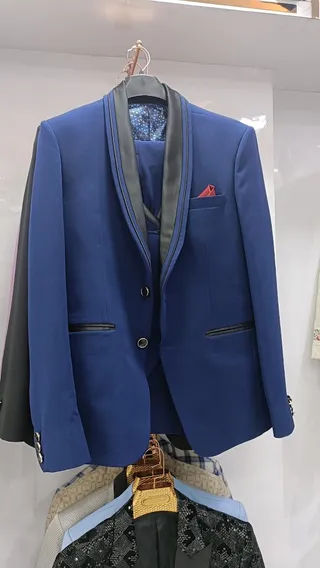 Bespoke Fashion — work photo 4